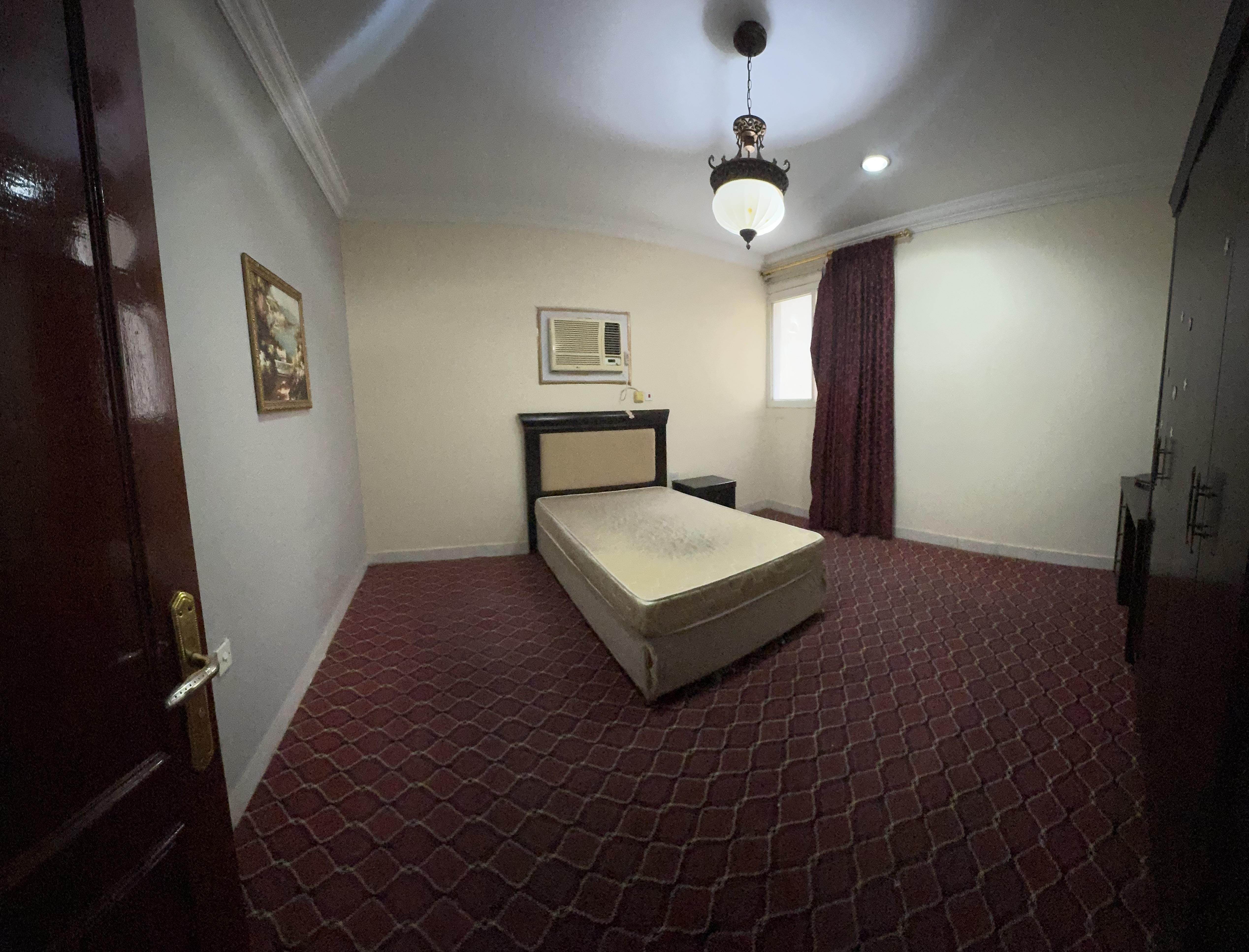 Room for rent. Private room with shared kitchen and toilet.  - Photo 1