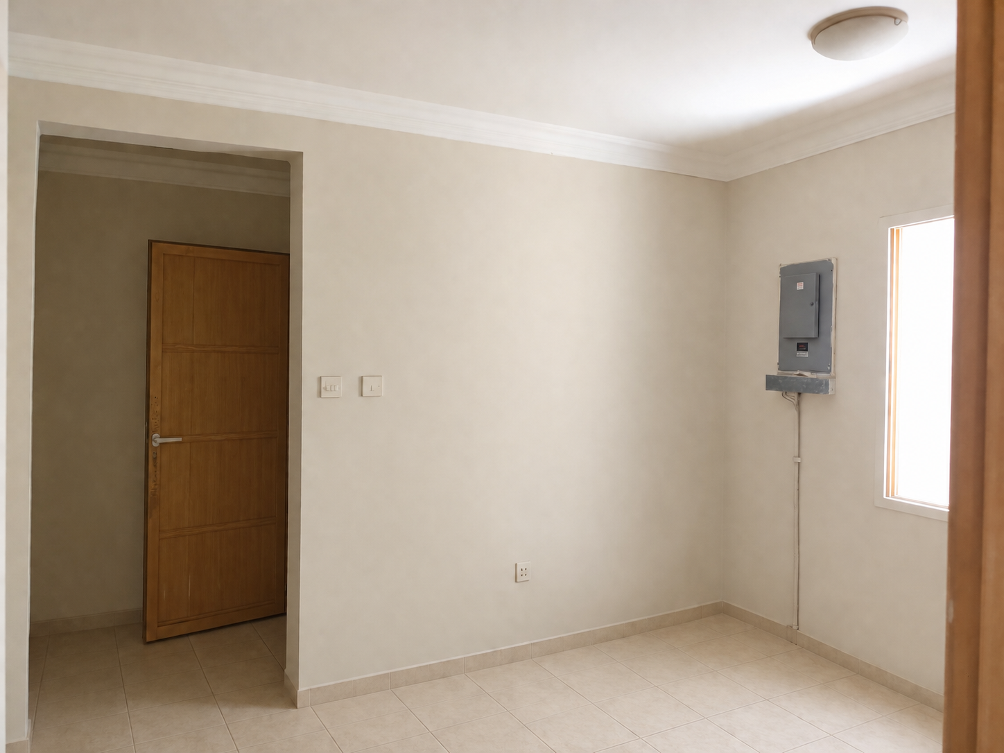 Spacious Room for Rent in a Villa - Photo 3